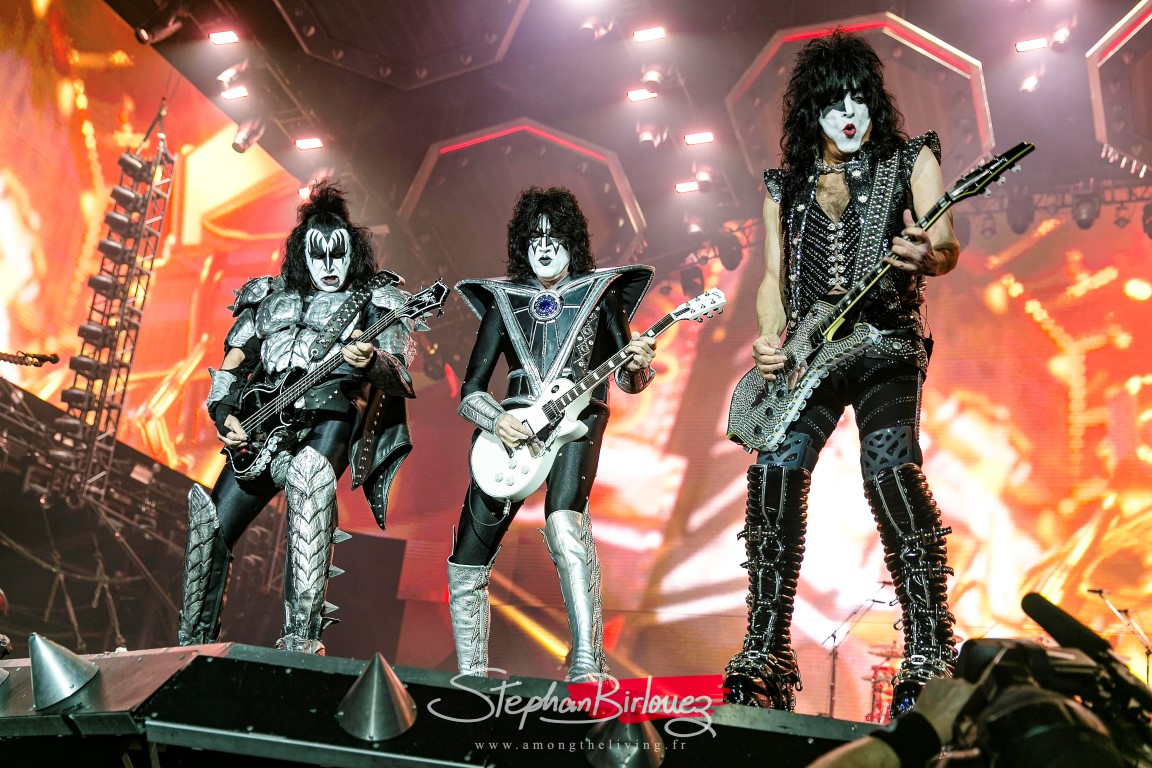Kiss medium