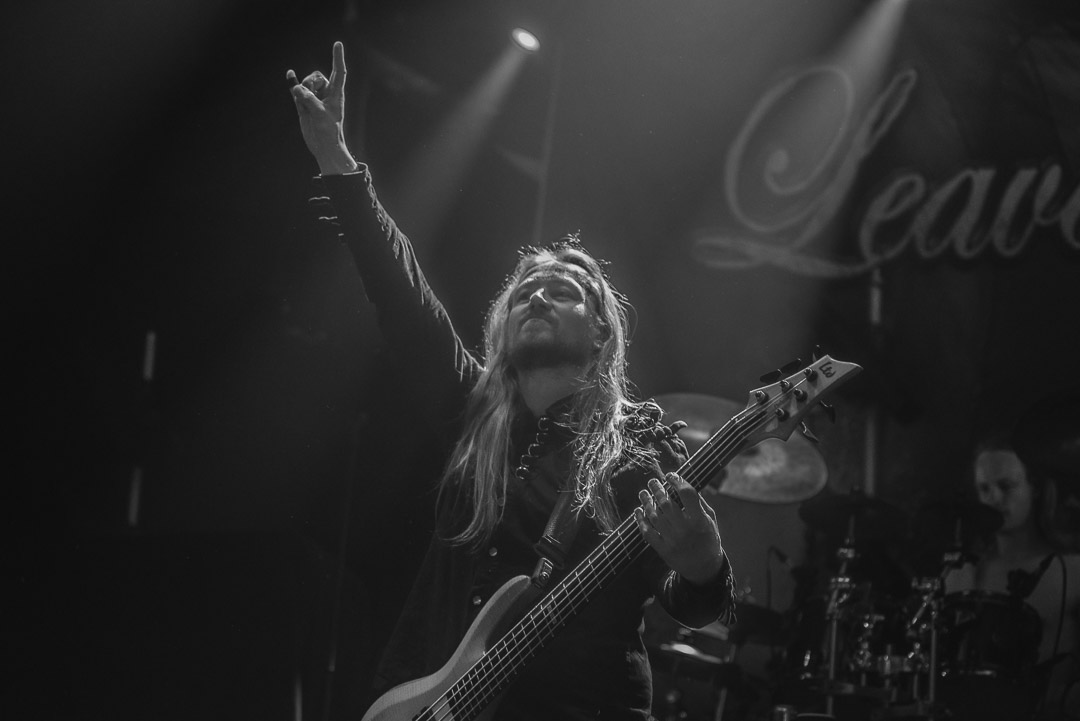 Leaves eyes 1 sur 67